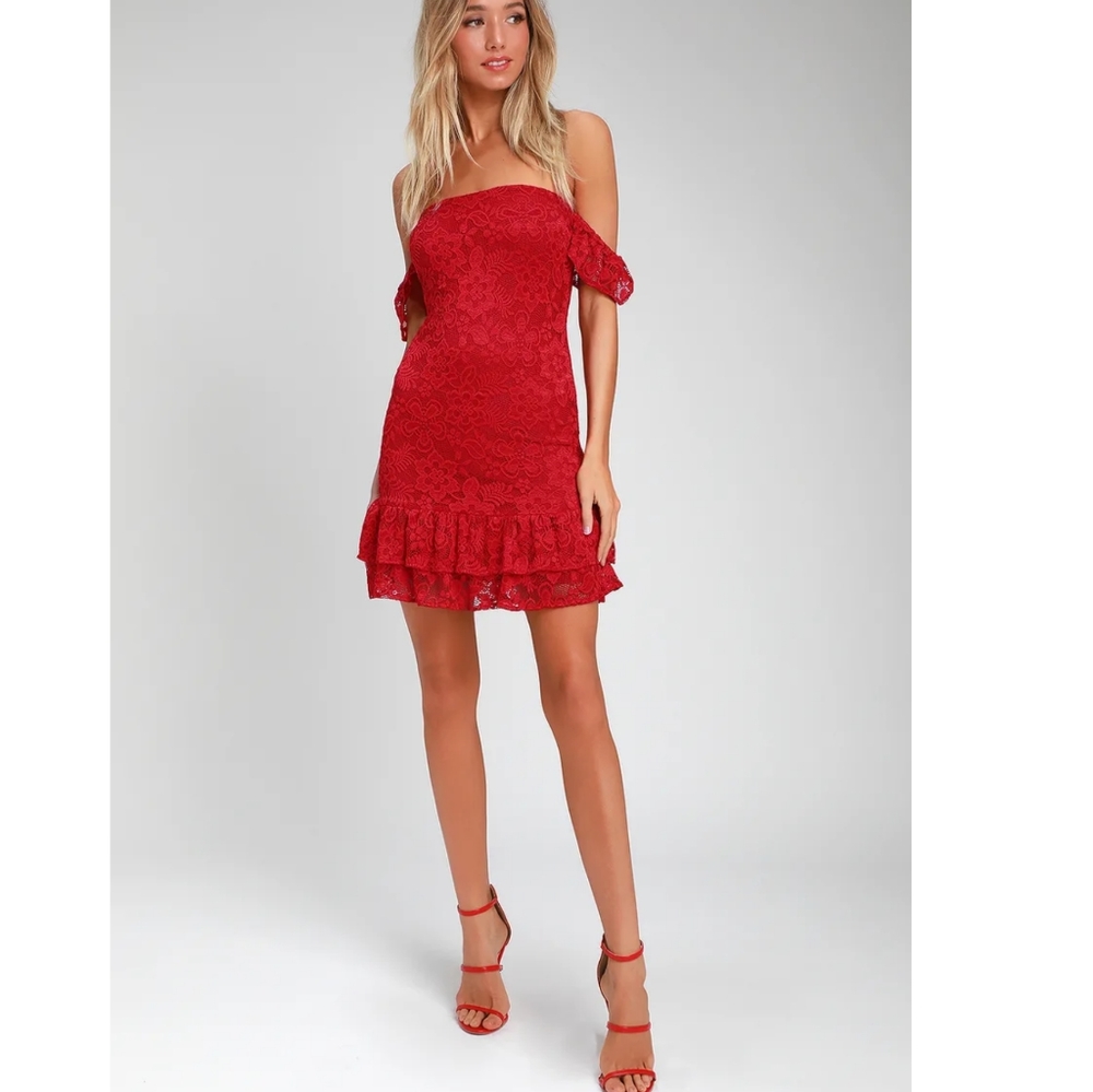 Lace off-the-shoulder dress